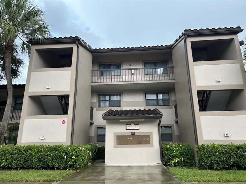 Image 3 of 23 For 9971 Nob Hill Lane  9971