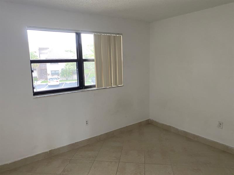 Image 8 of 23 For 9971 Nob Hill Lane  9971