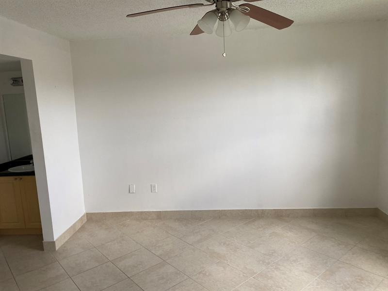 Image 9 of 23 For 9971 Nob Hill Lane  9971