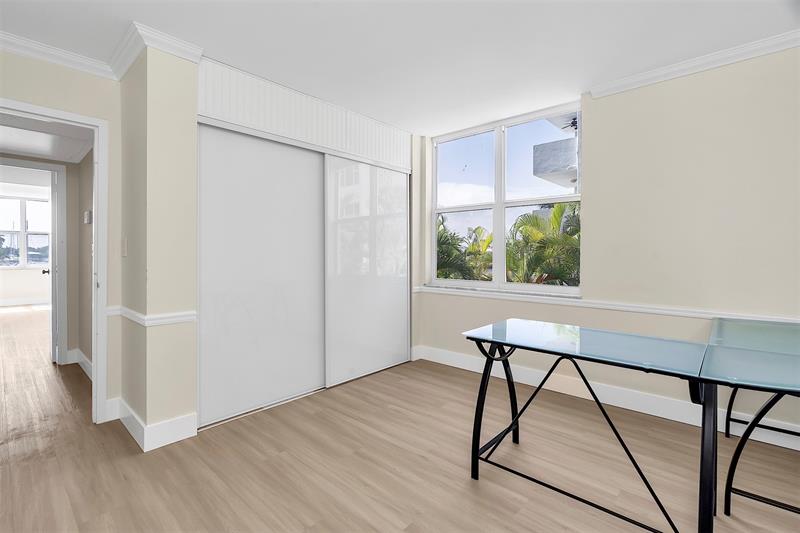 Image 23 of 54 For 3233 32nd Ave  204