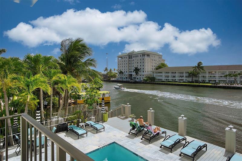 Image 39 of 54 For 3233 32nd Ave  204