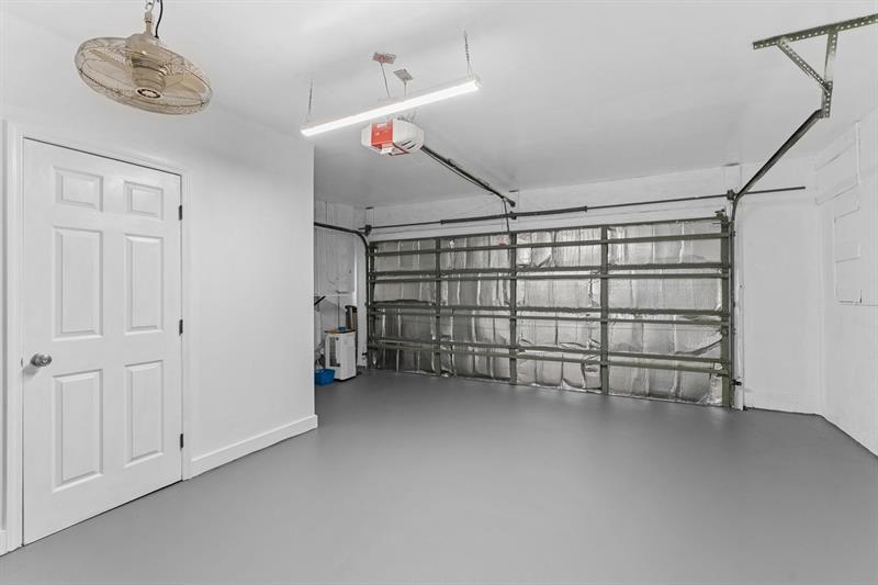 Image 26 of 44 For 10531 159th Ct