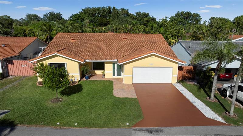 Image 3 of 44 For 10531 159th Ct