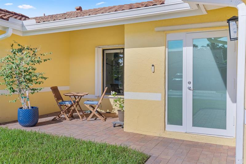 Image 6 of 44 For 10531 159th Ct