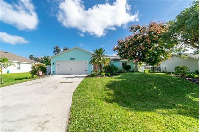Details for 18521 Phlox Dr, Fort Myers, FL 33967
