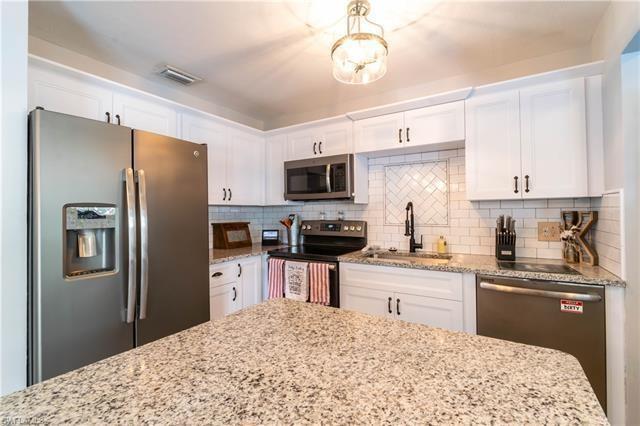 Image 4 of 10 For 18521 Phlox Dr