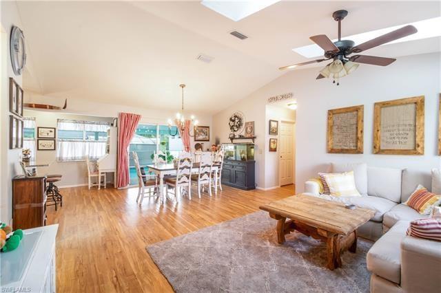 Image 7 of 10 For 18521 Phlox Dr