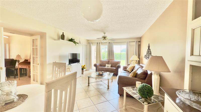 Image 17 of 34 For 7708 Margate Blvd  C 3-7