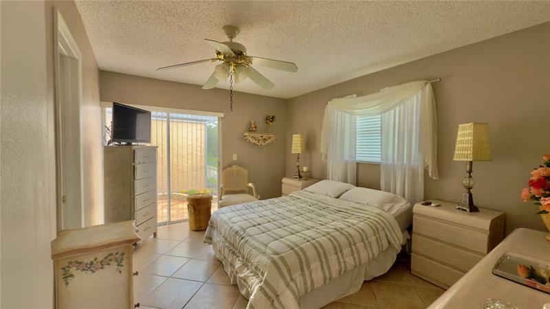 Image 19 of 34 For 7708 Margate Blvd  C 3-7
