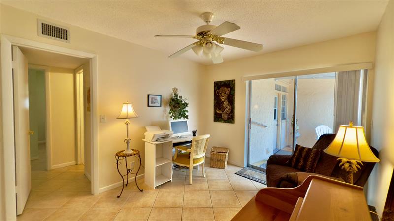 Image 25 of 34 For 7708 Margate Blvd  C 3-7
