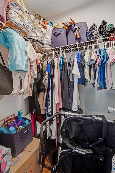 Image 23 of 34 For 2350 14th Street Cswy  203