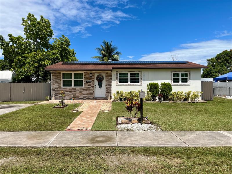 Image 3 of 26 For 19741 114th Pl