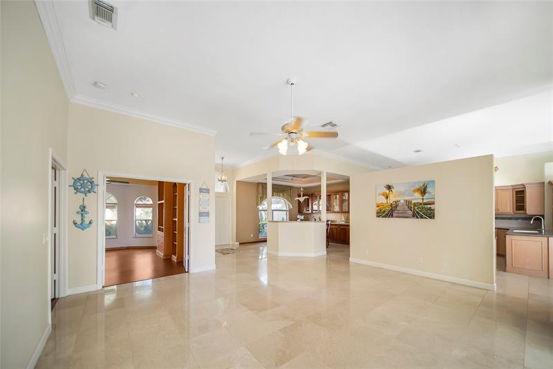 Image 14 of 61 For 7305 Elyse Circle