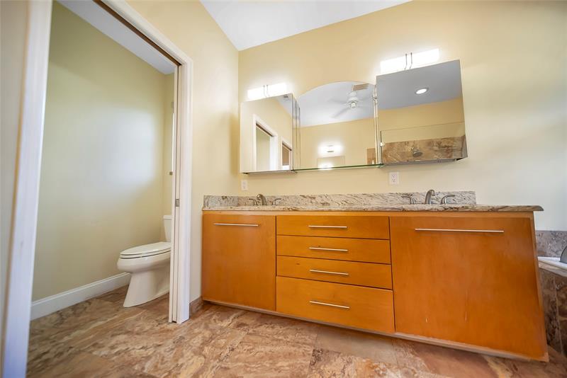 Image 33 of 61 For 7305 Elyse Circle