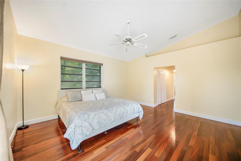 Image 41 of 61 For 7305 Elyse Circle