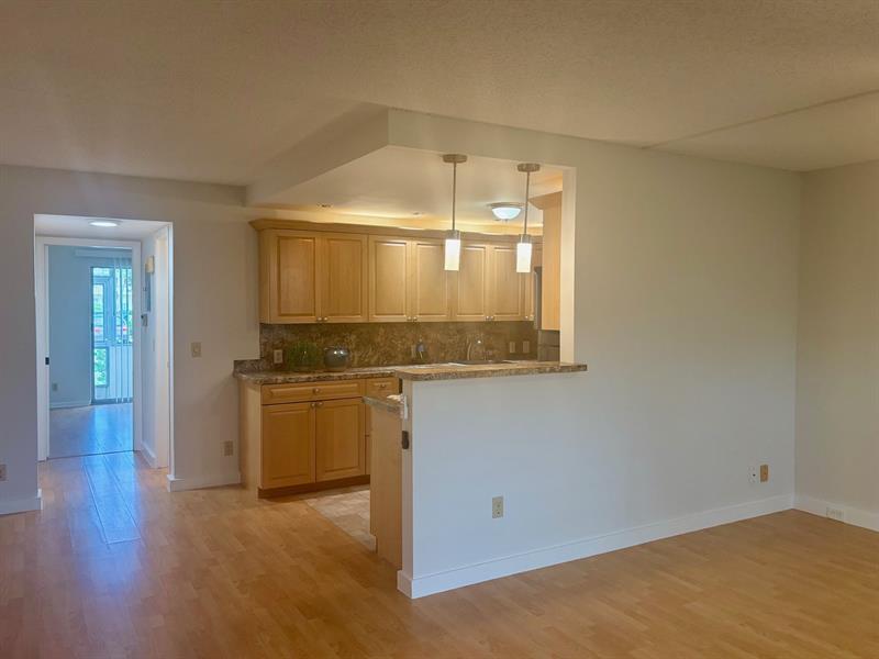 Image 6 of 19 For 135 Mansfield D  135