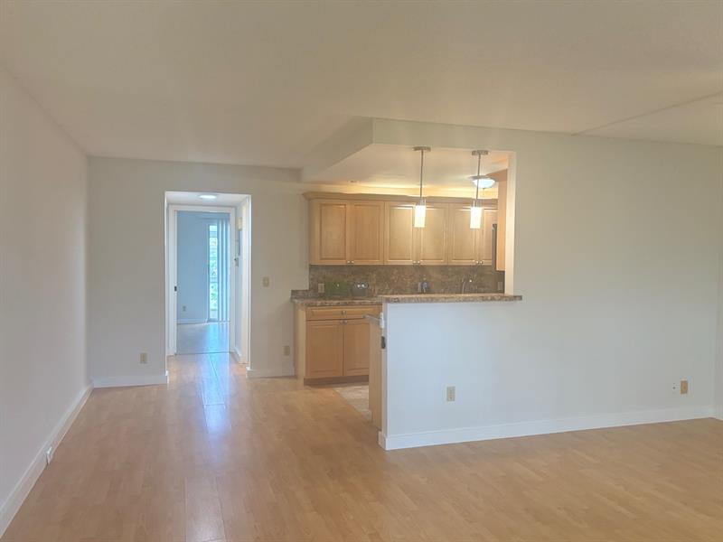 Image 7 of 19 For 135 Mansfield D  135