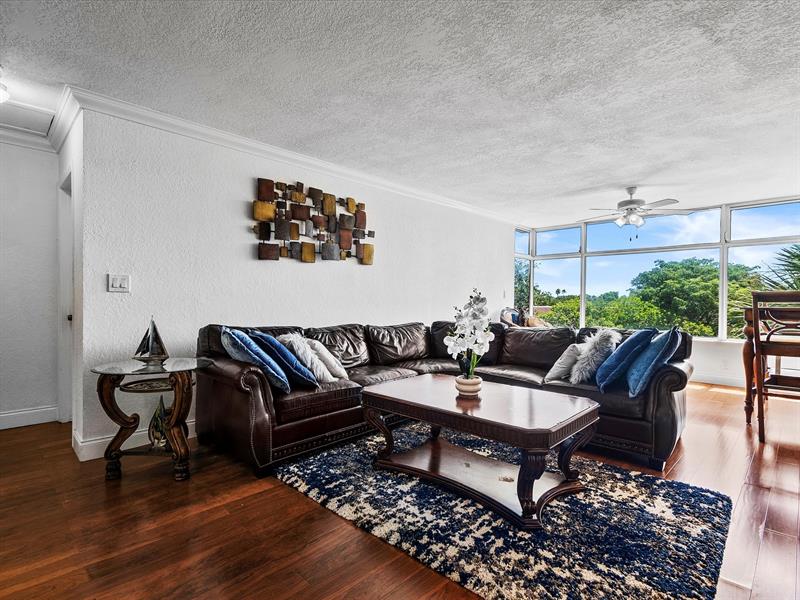 Image 11 of 27 For 4134 Carambola Cir  H403