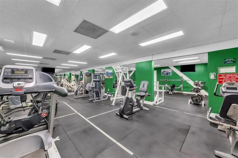 Image 22 of 27 For 4134 Carambola Cir  H403