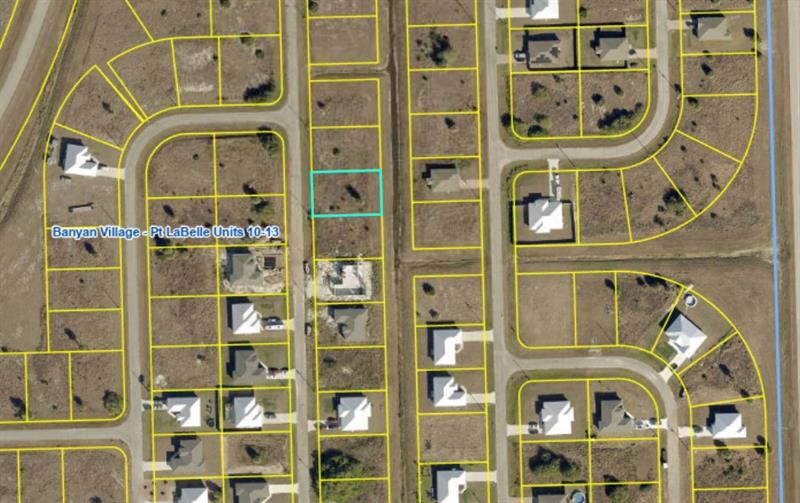 Details for 641 Royce Rd, Banyan Village, FL 33935