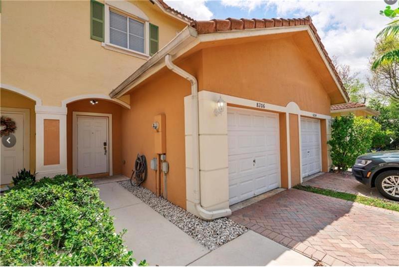Details for 8206 Santa Monica Ave  8206, Tamarac, FL 33321
