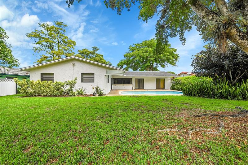 Image 38 of 48 For 9254 13th Pl