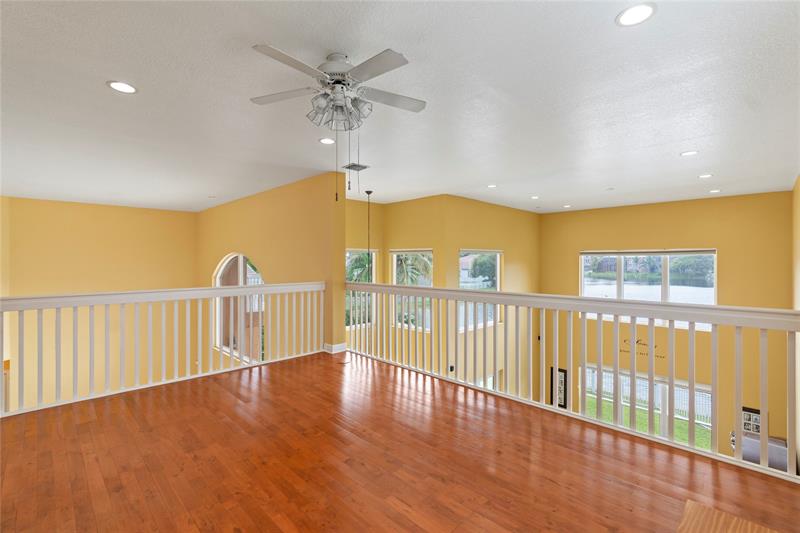 Image 33 of 64 For 4711 186th Way