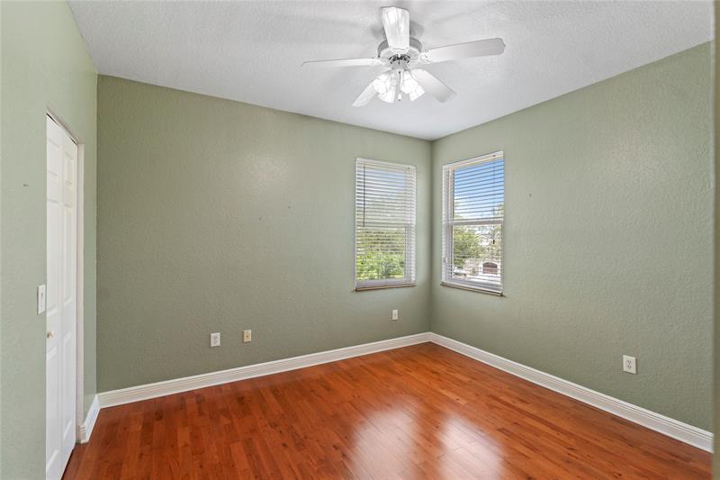 Image 37 of 64 For 4711 186th Way