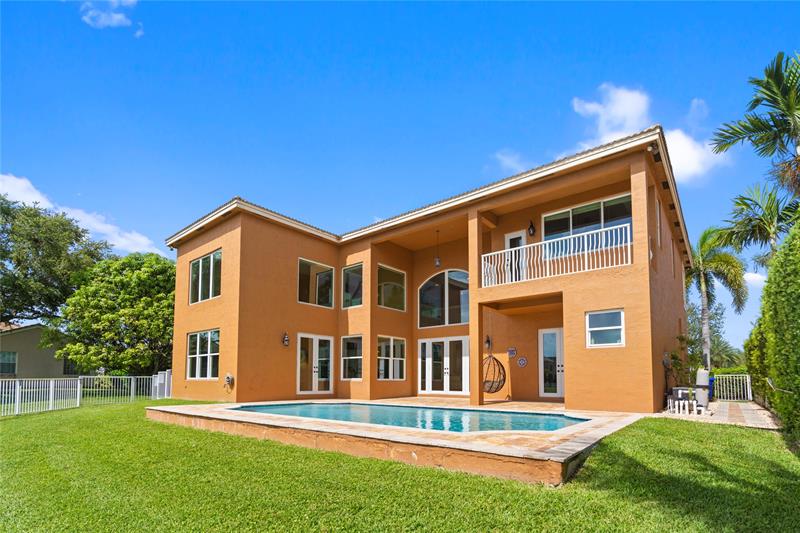 Image 5 of 64 For 4711 186th Way