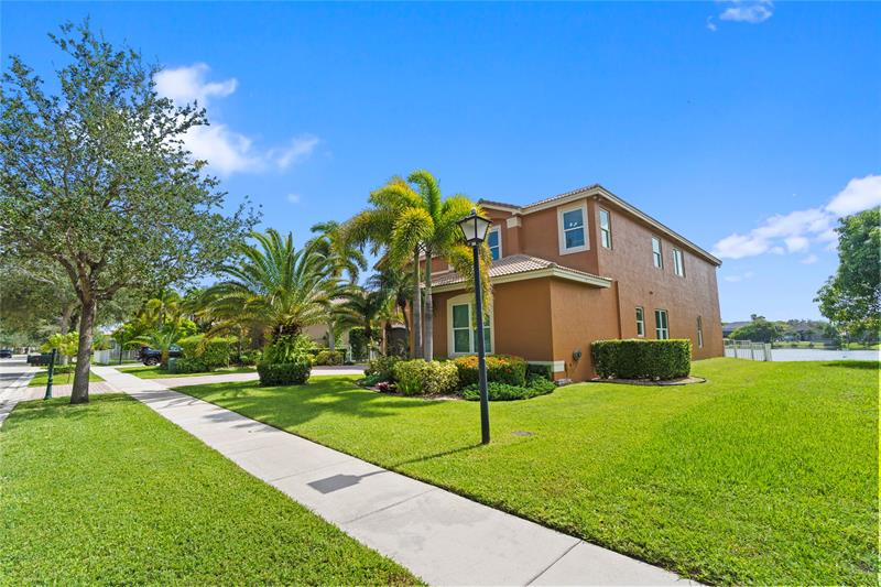 Image 50 of 64 For 4711 186th Way