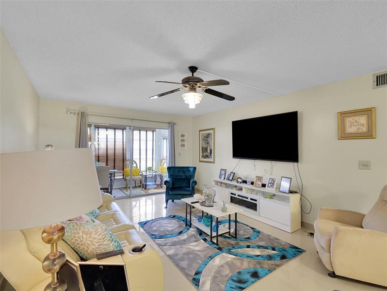 Image 17 of 34 For 3405 Bimini Ln  N1