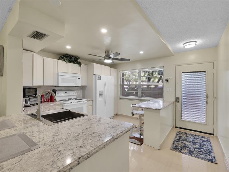 Image 9 of 34 For 3405 Bimini Ln  N1