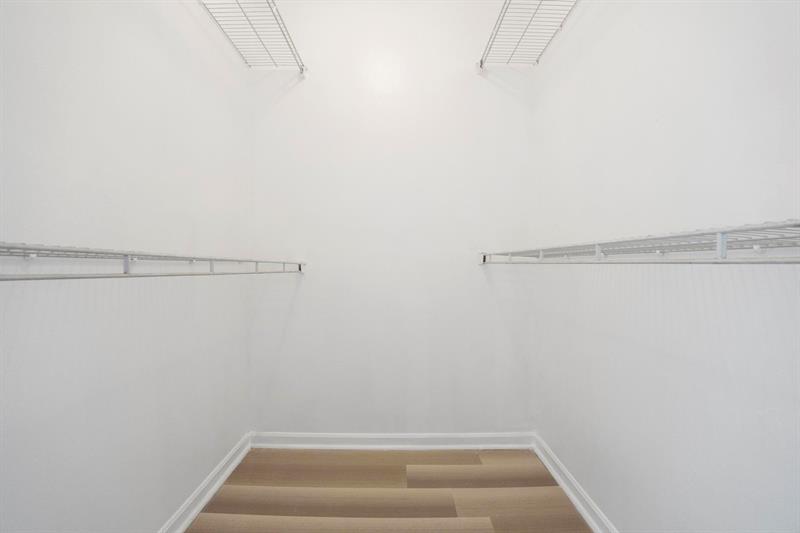 Image 20 of 22 For 1625 10th Ave  508