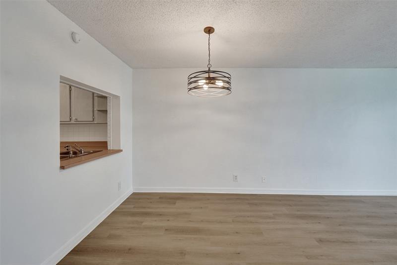 Image 12 of 53 For 9470 Poinciana Pl  308