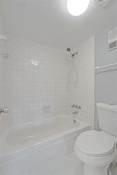 Image 35 of 53 For 9470 Poinciana Pl  308