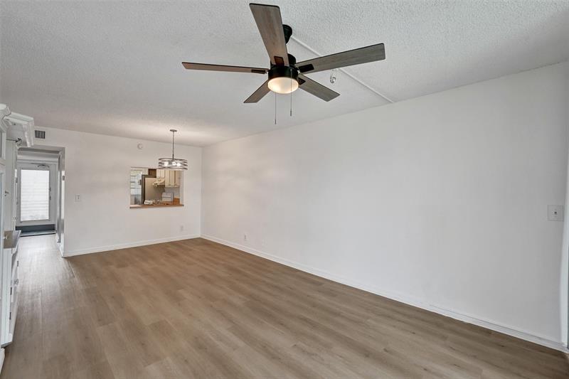 Image 4 of 53 For 9470 Poinciana Pl  308