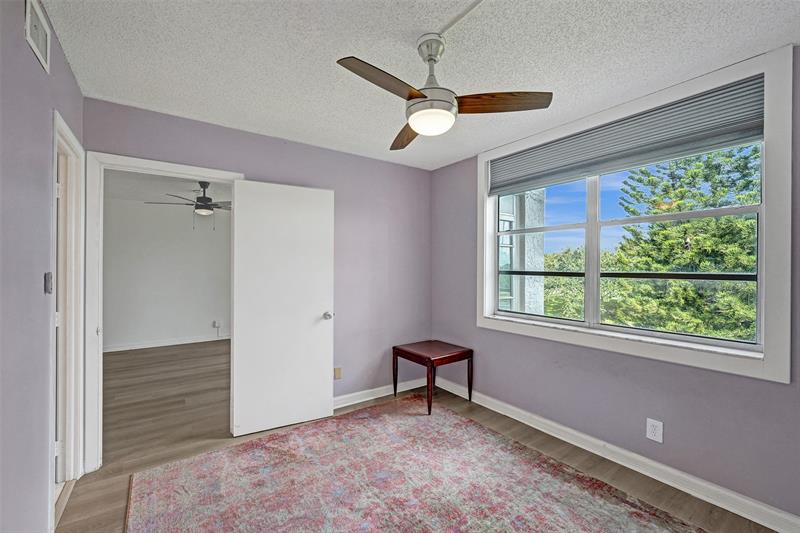 Image 40 of 53 For 9470 Poinciana Pl  308