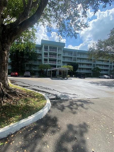 Details for 802 Cypress Grove Ln  408, Pompano Beach, FL 33069