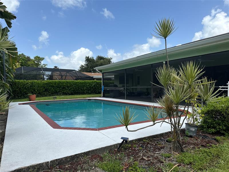 Image 17 of 20 For 12530 11th Ct