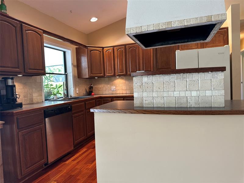 Image 5 of 20 For 12530 11th Ct