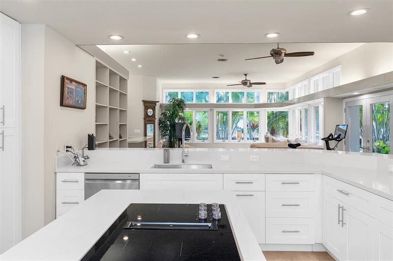 Image 18 of 54 For 18 Nurmi Dr  