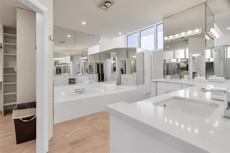 Image 31 of 54 For 18 Nurmi Dr  