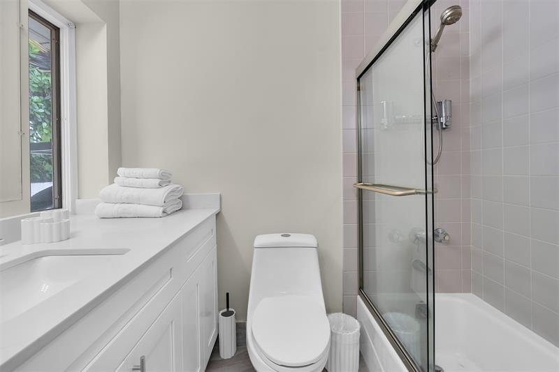 Image 37 of 54 For 18 Nurmi Dr  