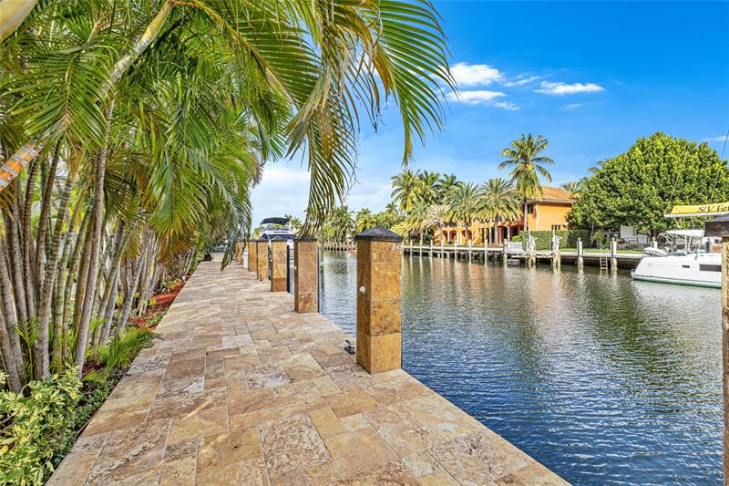 Image 51 of 54 For 18 Nurmi Dr  