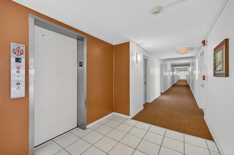 Image 7 of 39 For 4881 22nd St  B12