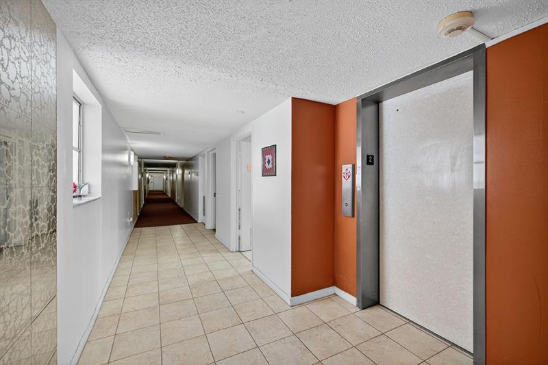 Image 8 of 39 For 4881 22nd St  B12