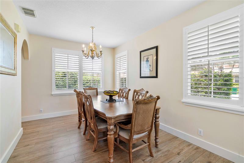 Image 14 of 34 For 5176 121st Dr