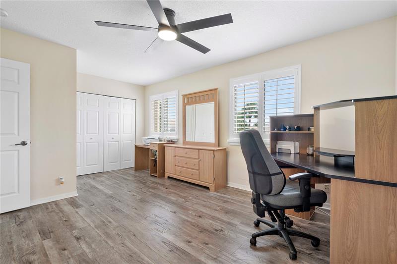 Image 28 of 34 For 5176 121st Dr