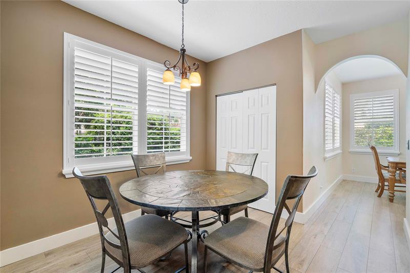 Image 5 of 34 For 5176 121st Dr
