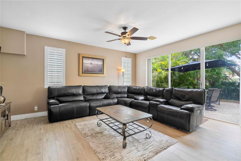 Image 6 of 34 For 5176 121st Dr